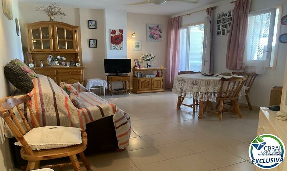 Apartment with optional garage in Santa Margarida, Roses