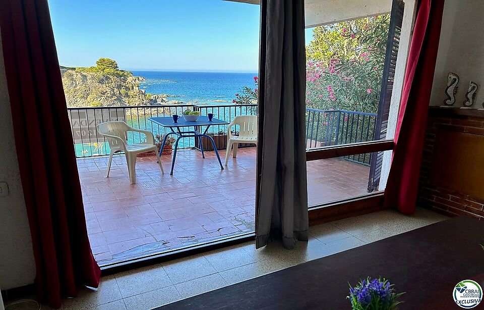Apartment in Cau del Llop with wonderfull sea views