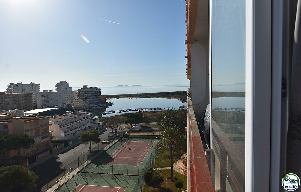 Studio for sale in Roses, with 474 ft2, 1 bathrooms, Swimming pool, Lift