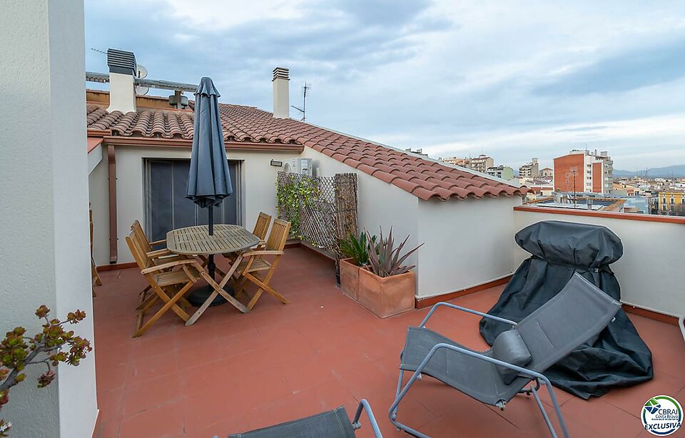 Magnificent duplex penthouse in Figueres.