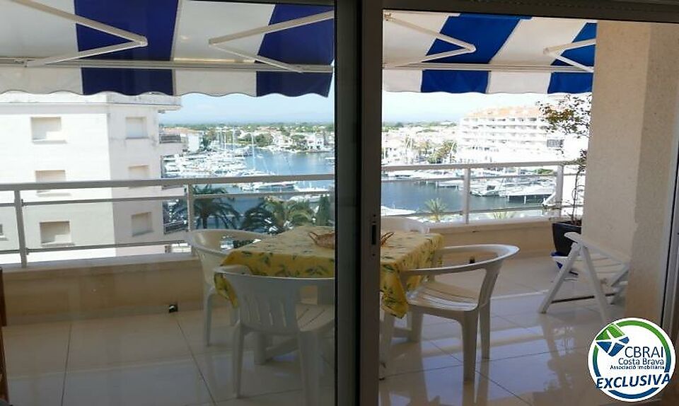 2-bedrooms flat, sea view and double garage