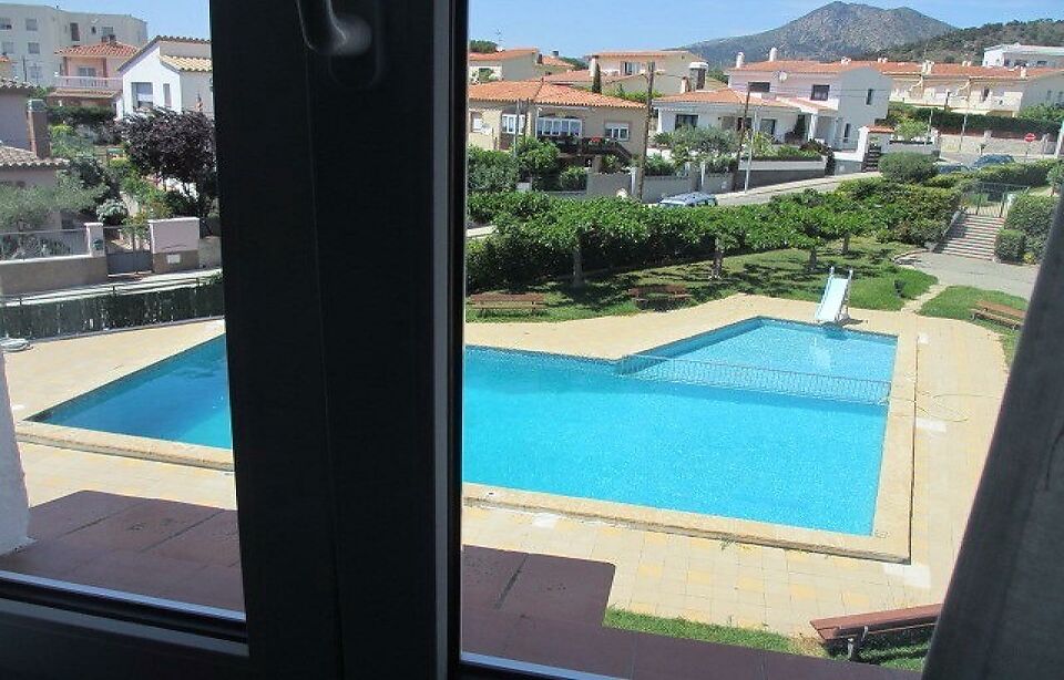 Preciós apartament amb vistes al mar a Mas Oliva de Roses