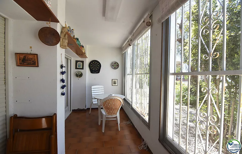 Gelegenheit, eine Wohnung in Santa Margarita, Roses, mit einem großen privaten Garten von 207 m2.