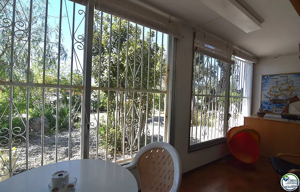 Gelegenheit, eine Wohnung in Santa Margarita, Roses, mit einem großen privaten Garten von 207 m2.