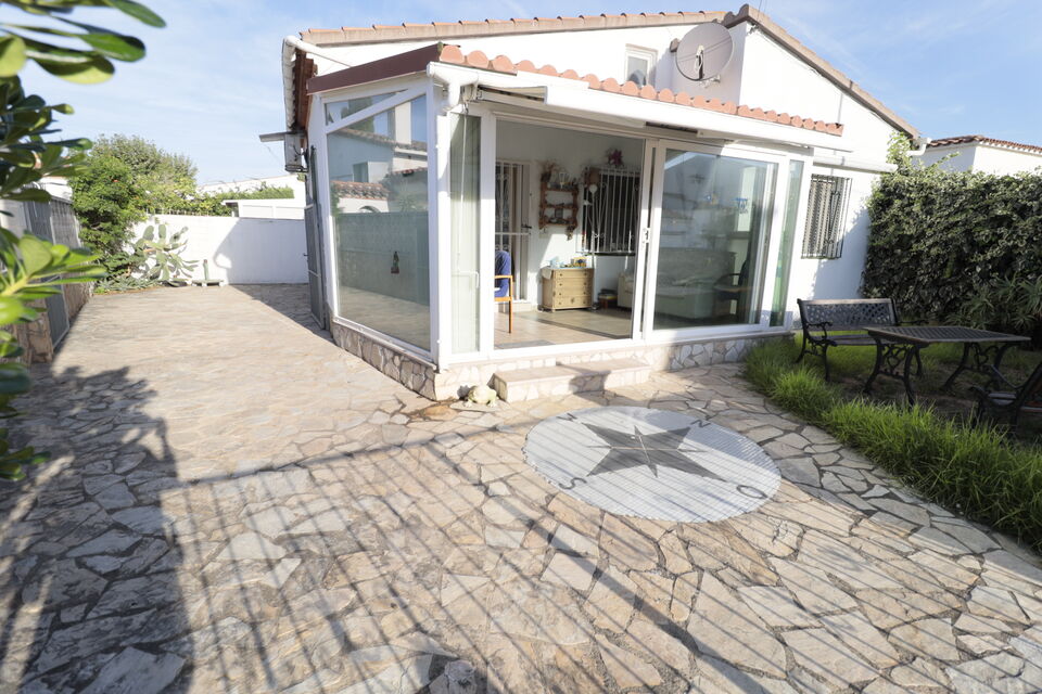 House with mooring, in Sector Sant Maurici,  Empuriabrava