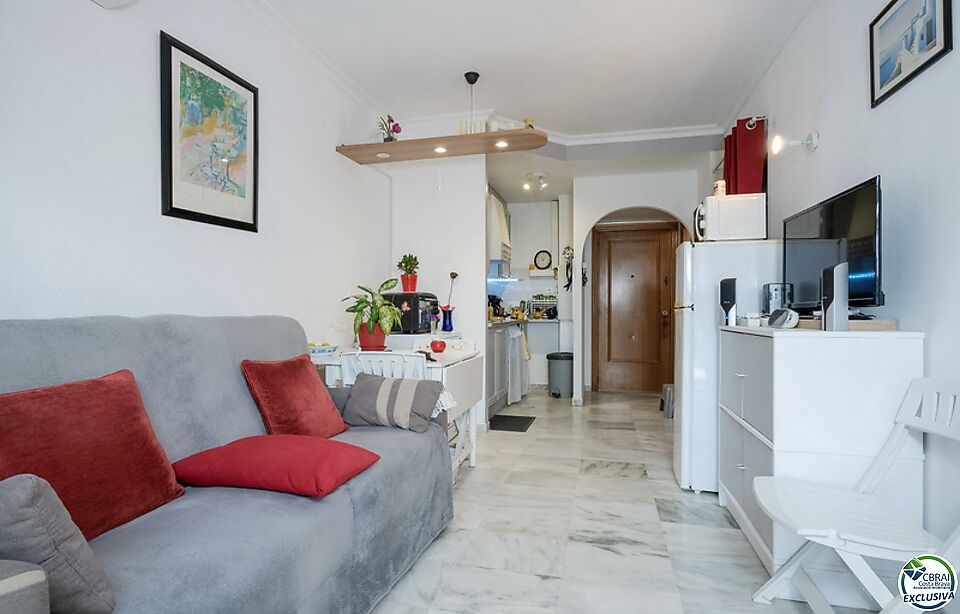 Ground floor apartment with large terrace
