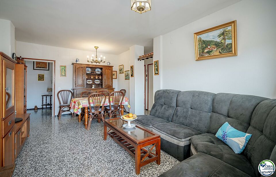 3 Bedroom Apartment in Roses