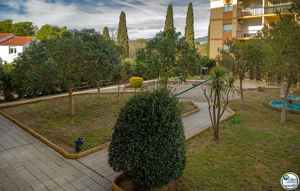 3 Bedroom Apartment in Roses