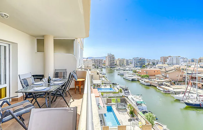 Apartament amb vistes als canals i llicència turística